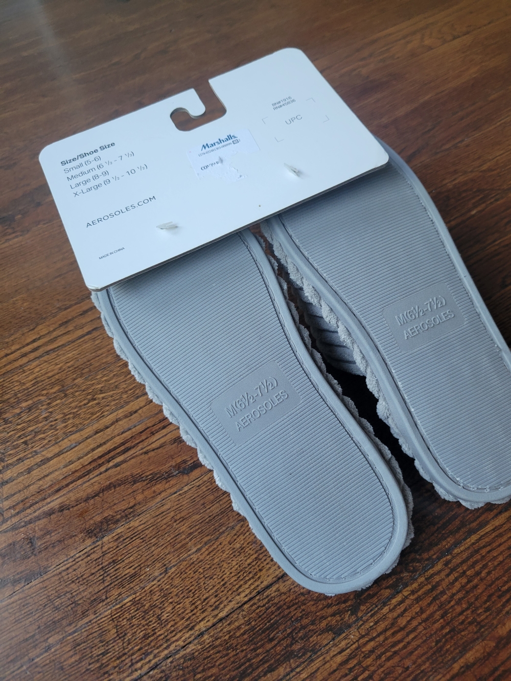 Aerosoles’s Memory Foam Slippers Size Medium 6 1/2 -7 1/2 New Grey Soft Comfy - Picture 8 of 15